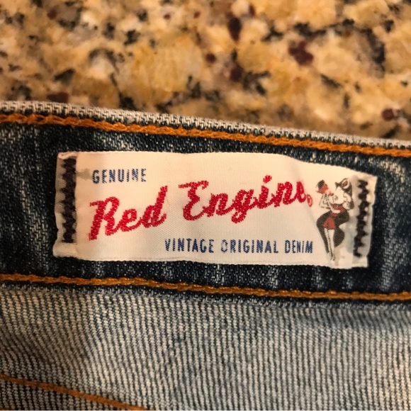 ▪️VINTAGE Red Engine Cropped Jeans - Picture 11 of 14